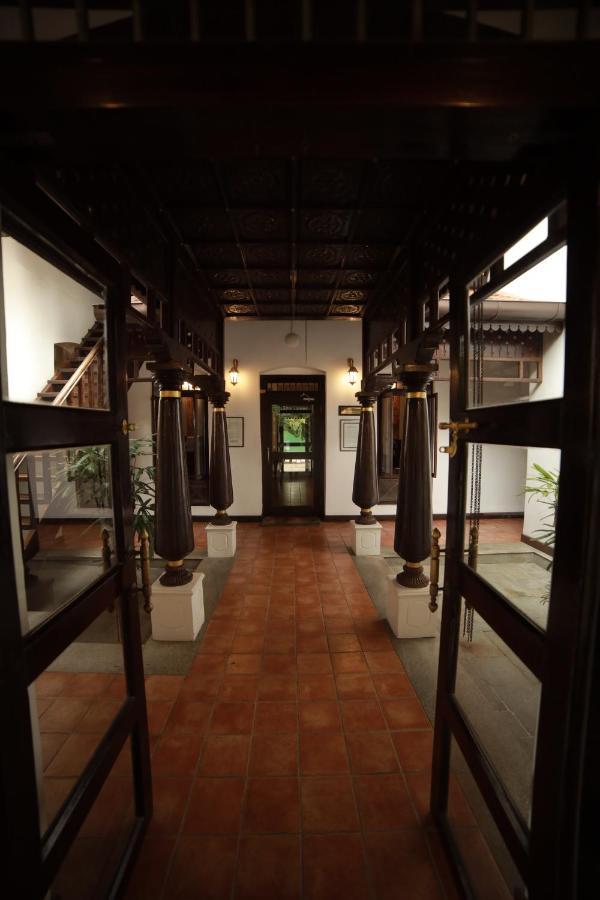 Heritage Methanam Kochi Exterior photo